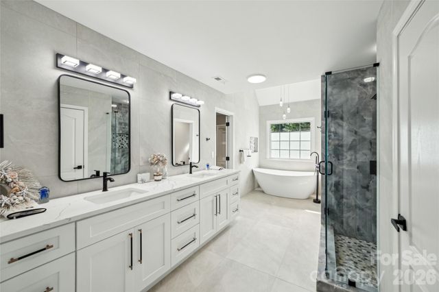 17101 Windy Oaks Court, Cornelius, NC 28031
