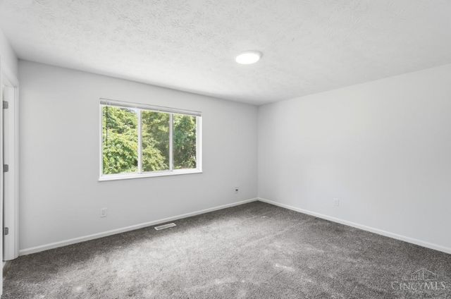 11834 Ashmore Court, Springdale, OH 45246