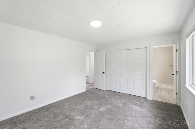 11834 Ashmore Court, Springdale, OH 45246