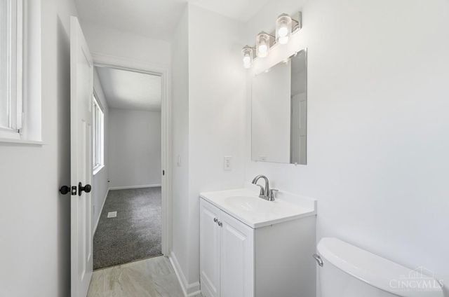 11834 Ashmore Court, Springdale, OH 45246