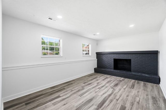 11834 Ashmore Court, Springdale, OH 45246