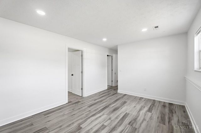11834 Ashmore Court, Springdale, OH 45246