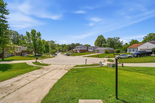 11834 Ashmore Court, Springdale, OH 45246