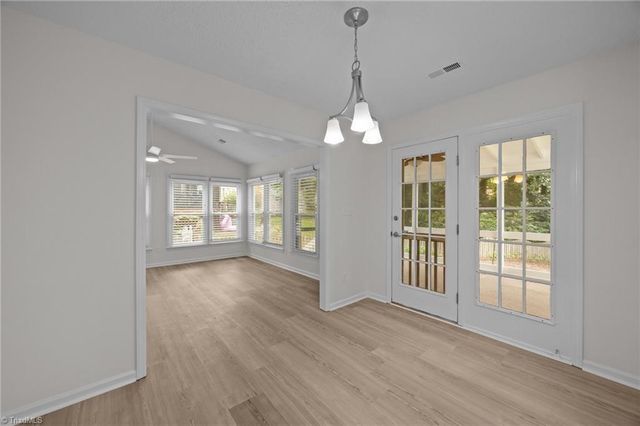3401 Farm Lake Street, Jamestown, NC 27282