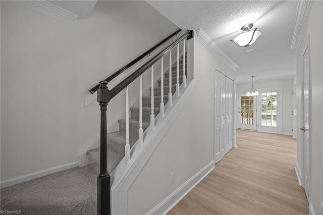 3401 Farm Lake Street, Jamestown, NC 27282