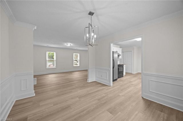 3401 Farm Lake Street, Jamestown, NC 27282