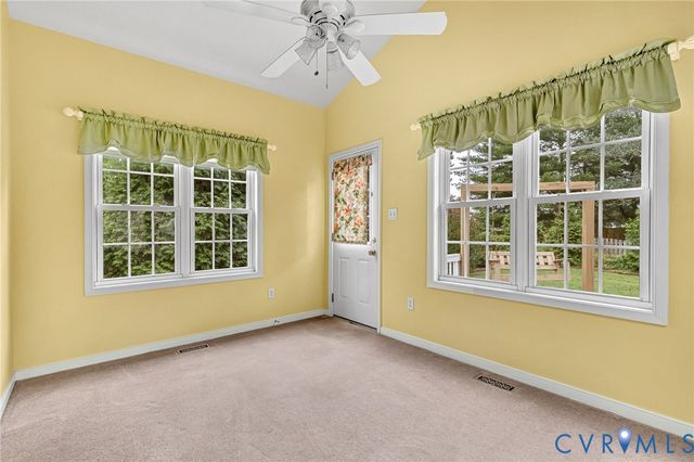 7613 Old Track Ln, Mechanicsville, VA 23111