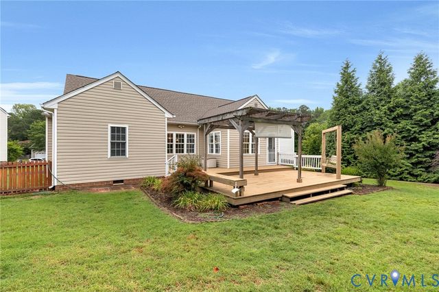 7613 Old Track Ln, Mechanicsville, VA 23111
