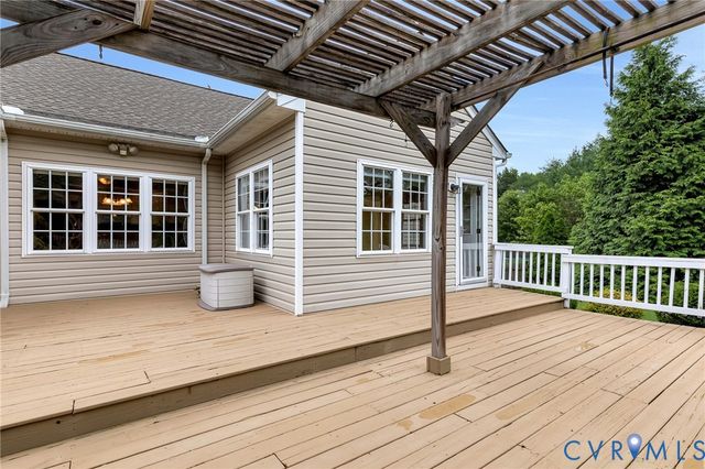 7613 Old Track Ln, Mechanicsville, VA 23111