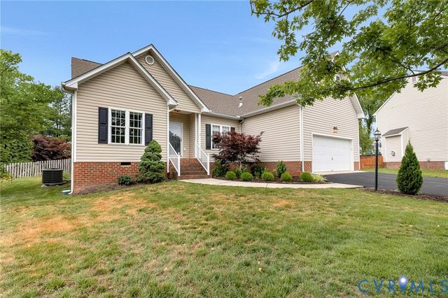 7613 Old Track Ln, Mechanicsville, VA 23111