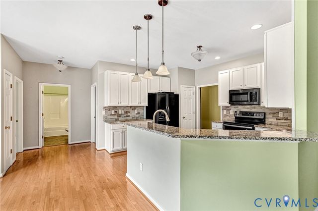 7613 Old Track Ln, Mechanicsville, VA 23111