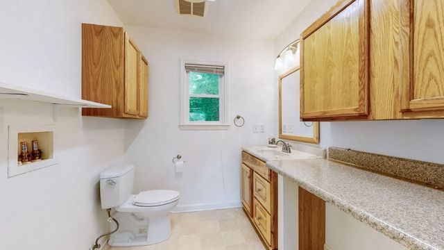2208 Dearborn Dr, Nashville, TN 37214