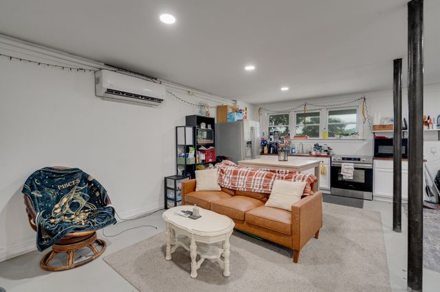 2208 Dearborn Dr, Nashville, TN 37214
