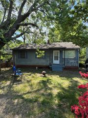 1014 Montlieu Avenue, High Point, NC 27262
