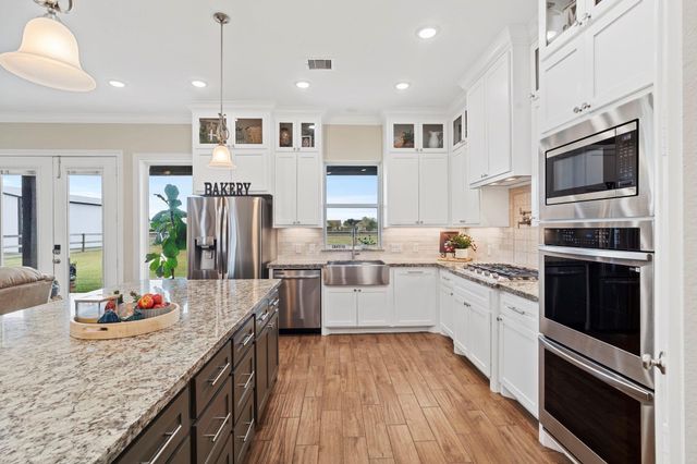 9719 Neon Moon Drive, Needville, TX 77461