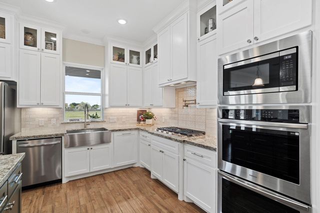 9719 Neon Moon Drive, Needville, TX 77461