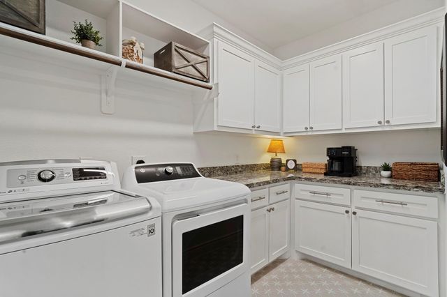 9719 Neon Moon Drive, Needville, TX 77461