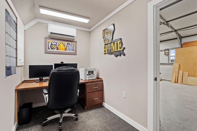 9719 Neon Moon Drive, Needville, TX 77461