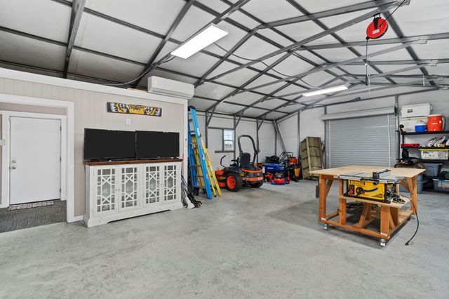 9719 Neon Moon Drive, Needville, TX 77461