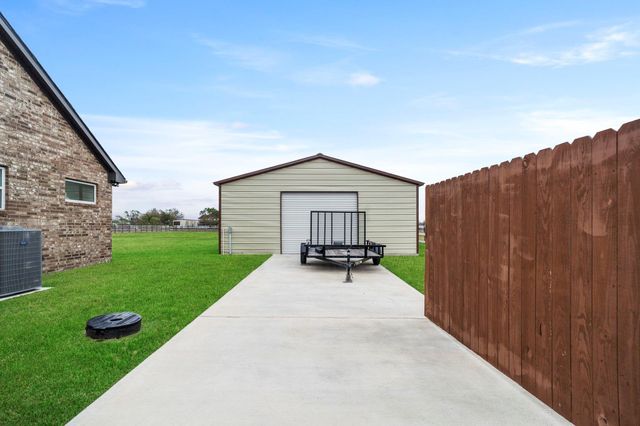 9719 Neon Moon Drive, Needville, TX 77461