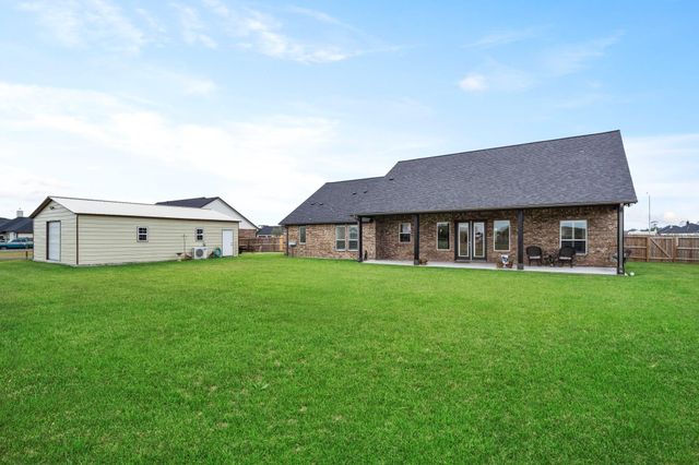 9719 Neon Moon Drive, Needville, TX 77461