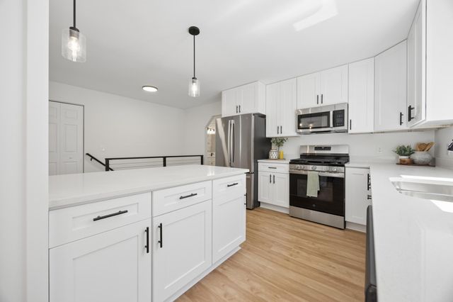3106 38th Avenue S, Minneapolis, MN 55406
