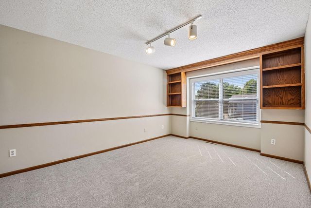 7229 Bren Lane, Eden Prairie, MN 55346