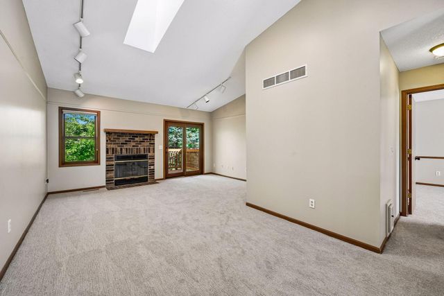 7229 Bren Lane, Eden Prairie, MN 55346