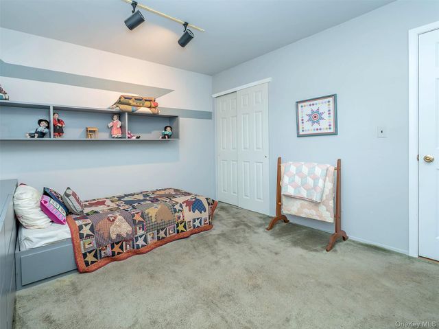 175 Soundview Drive, Port Washington, NY 11050