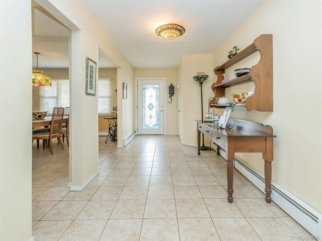 175 Soundview Drive, Port Washington, NY 11050