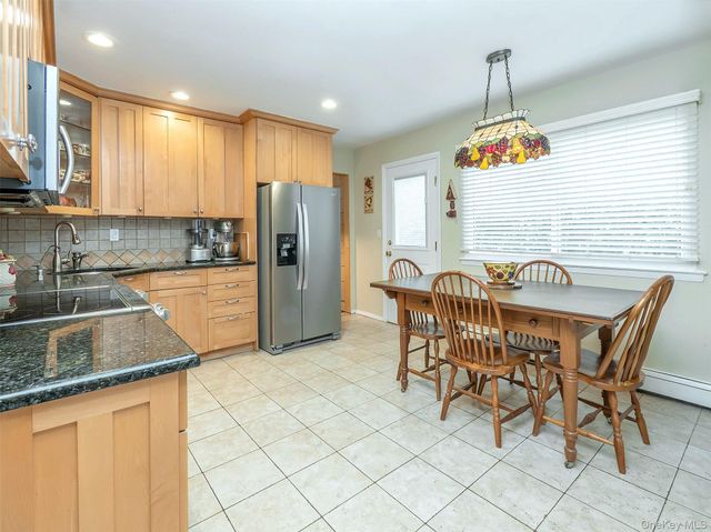 175 Soundview Drive, Port Washington, NY 11050