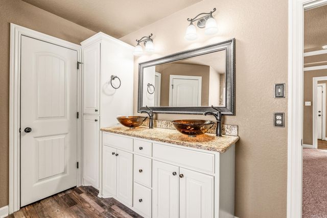 160 Creekside Drive, Austin, AR 72007