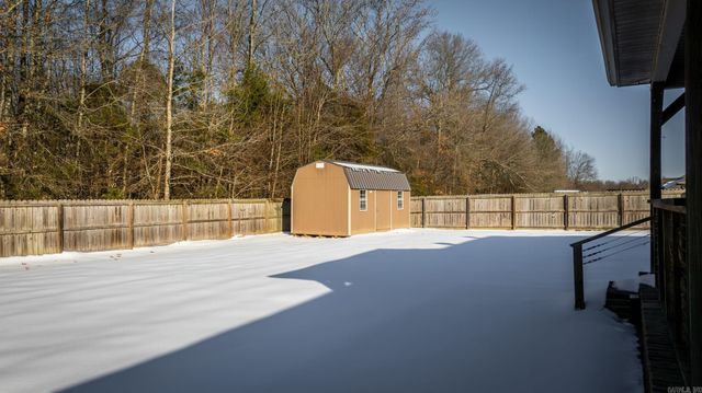 160 Creekside Drive, Austin, AR 72007