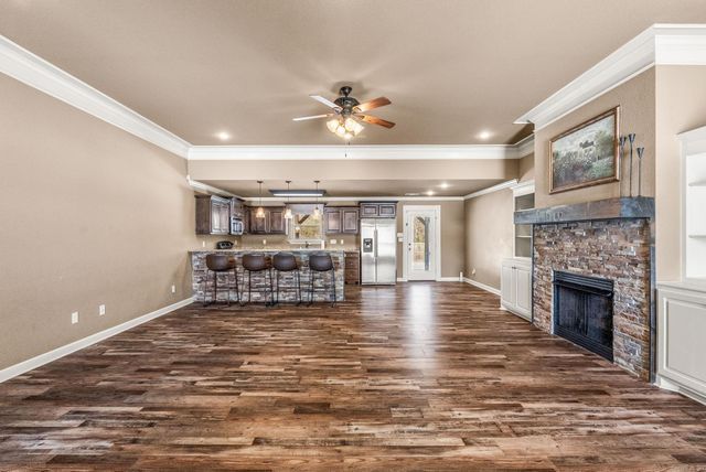 160 Creekside Drive, Austin, AR 72007