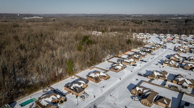 160 Creekside Drive, Austin, AR 72007