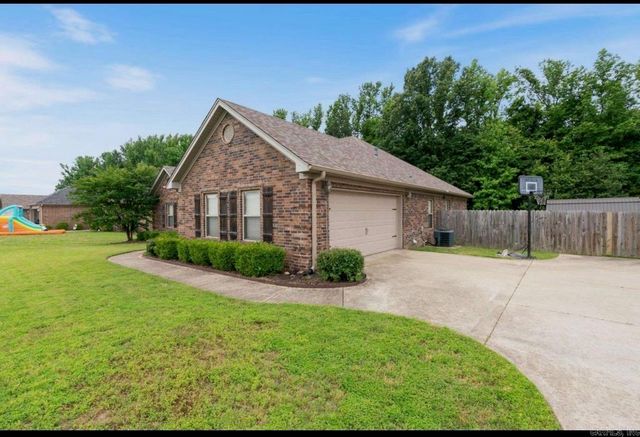 160 Creekside Drive, Austin, AR 72007