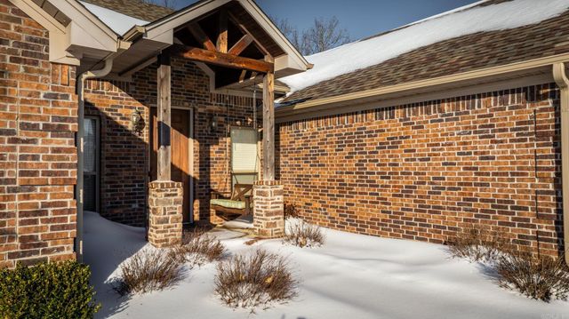 160 Creekside Drive, Austin, AR 72007