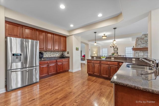 505 Moose Lake Drive, North Aurora, IL 60542