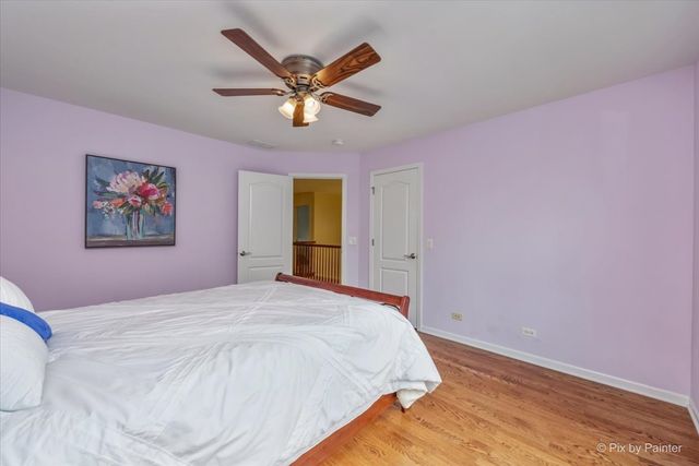 505 Moose Lake Drive, North Aurora, IL 60542