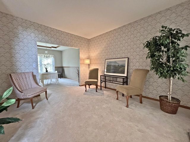 6361 Beckman Court, Inver Grove Heights, MN 55077