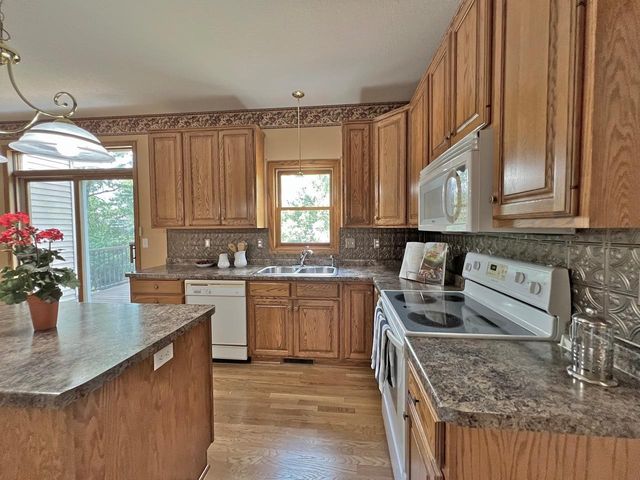 6361 Beckman Court, Inver Grove Heights, MN 55077