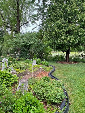 6361 Beckman Court, Inver Grove Heights, MN 55077