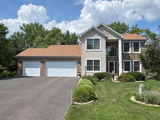 6361 Beckman Court, Inver Grove Heights, MN 55077