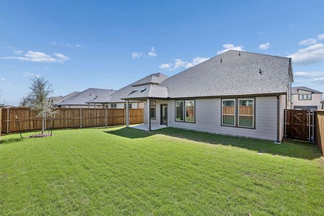 2105 Rowan Drive, Gunter, TX 75058