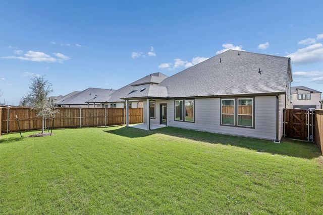 2105 Rowan Drive, Gunter, TX 75058
