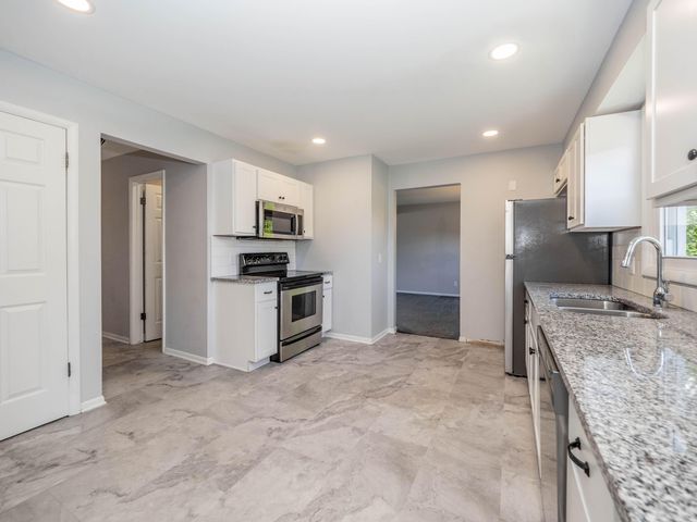 319 Westview Street, Kalamazoo, MI 49009