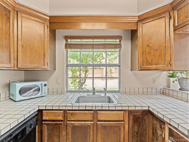 4456 S Carson Way, Aurora, CO 80015