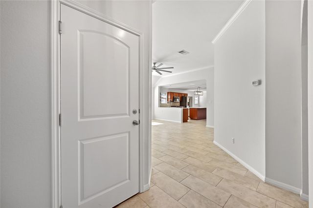 6909 Bay City BND, Austin, TX 78725