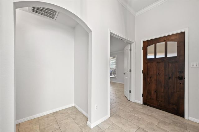 6909 Bay City BND, Austin, TX 78725