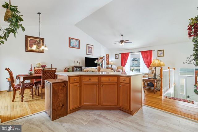 156 ADEN DR, Strasburg, VA 22657